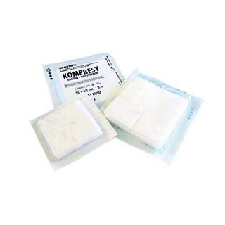 Obrázok ku produktu STERILKOMPRES I.V kompresy z gázy roztrihnuté, nezaložené okraje 5x5cm sterilné 10ks